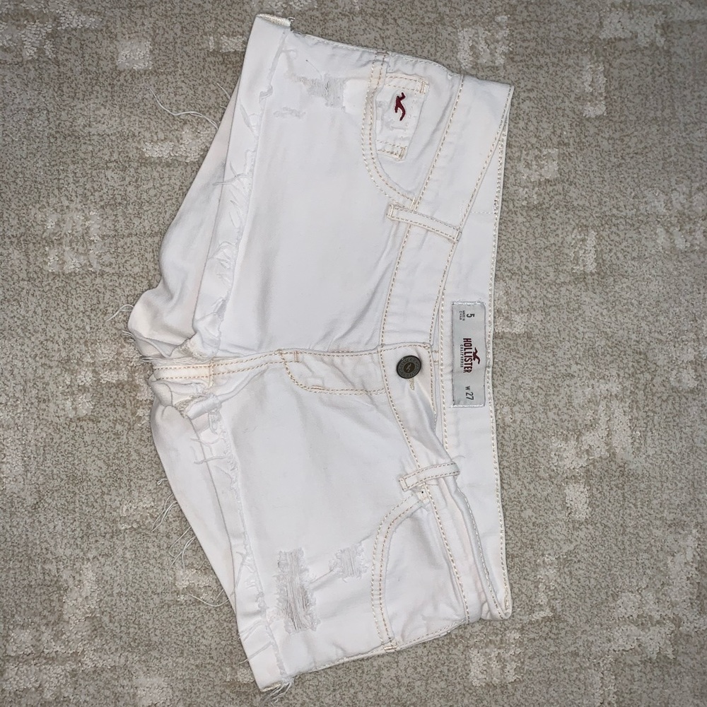 Hollister short